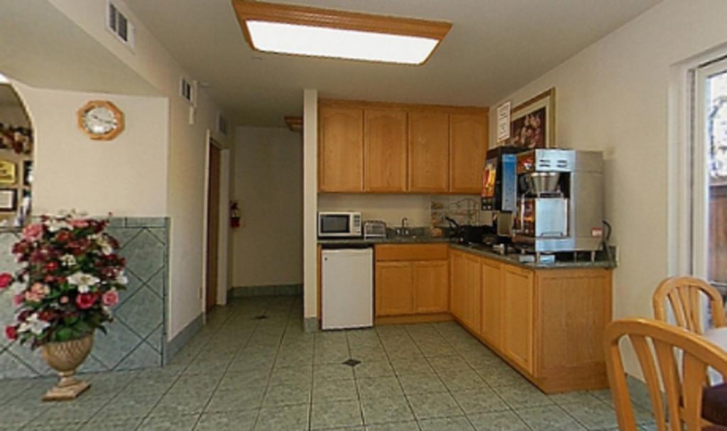 Cloverdale Wine Country Inn & Suites Eksteriør bilde