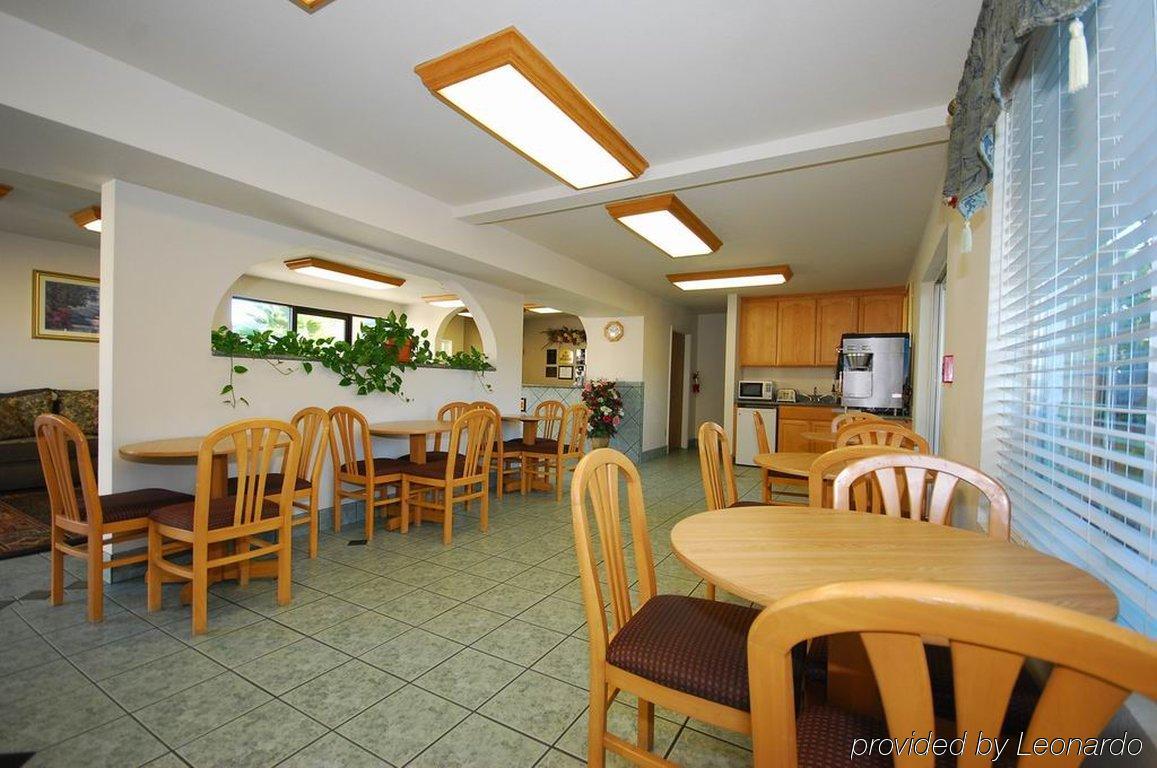 Cloverdale Wine Country Inn & Suites Restaurant bilde