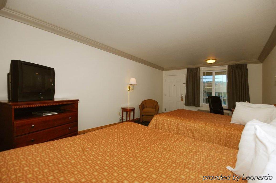 Cloverdale Wine Country Inn & Suites Rom bilde