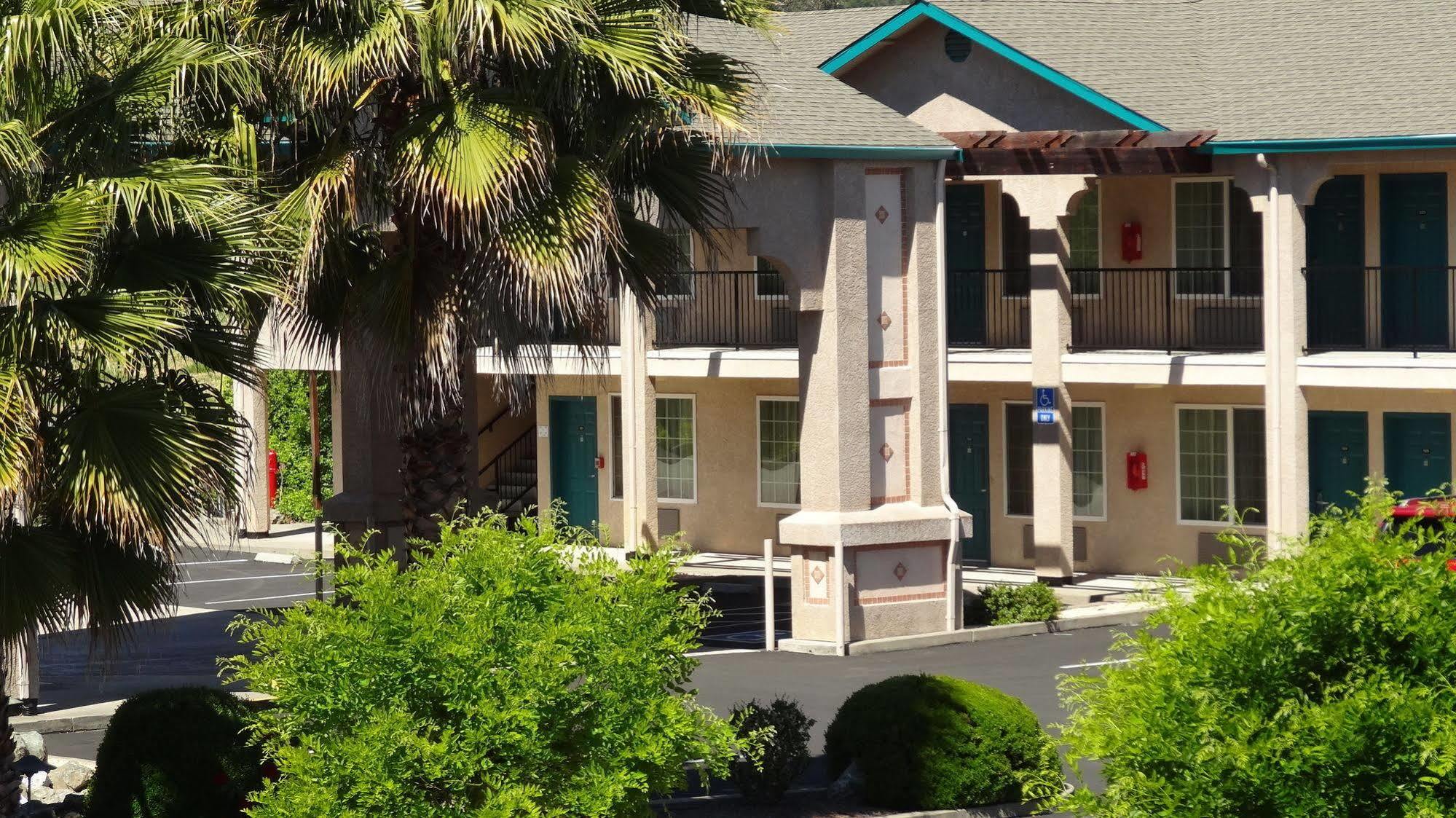 Cloverdale Wine Country Inn & Suites Eksteriør bilde